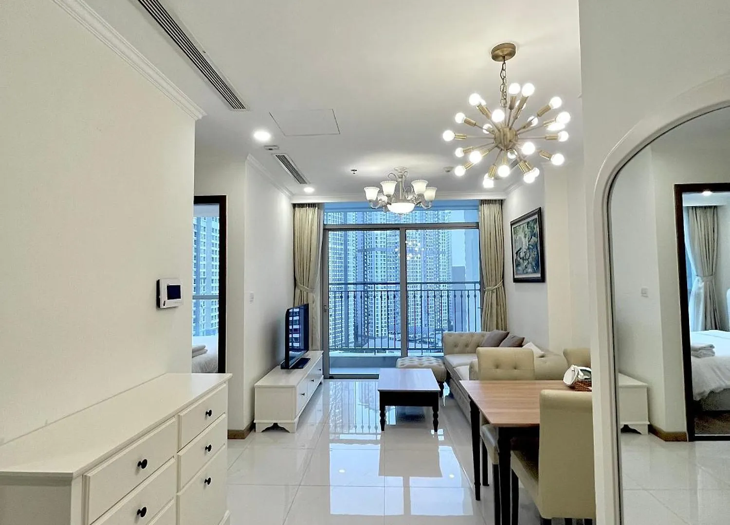 Luna Apartment- Vinhomes Central Park Hô Chi Minh-Ville 0*,